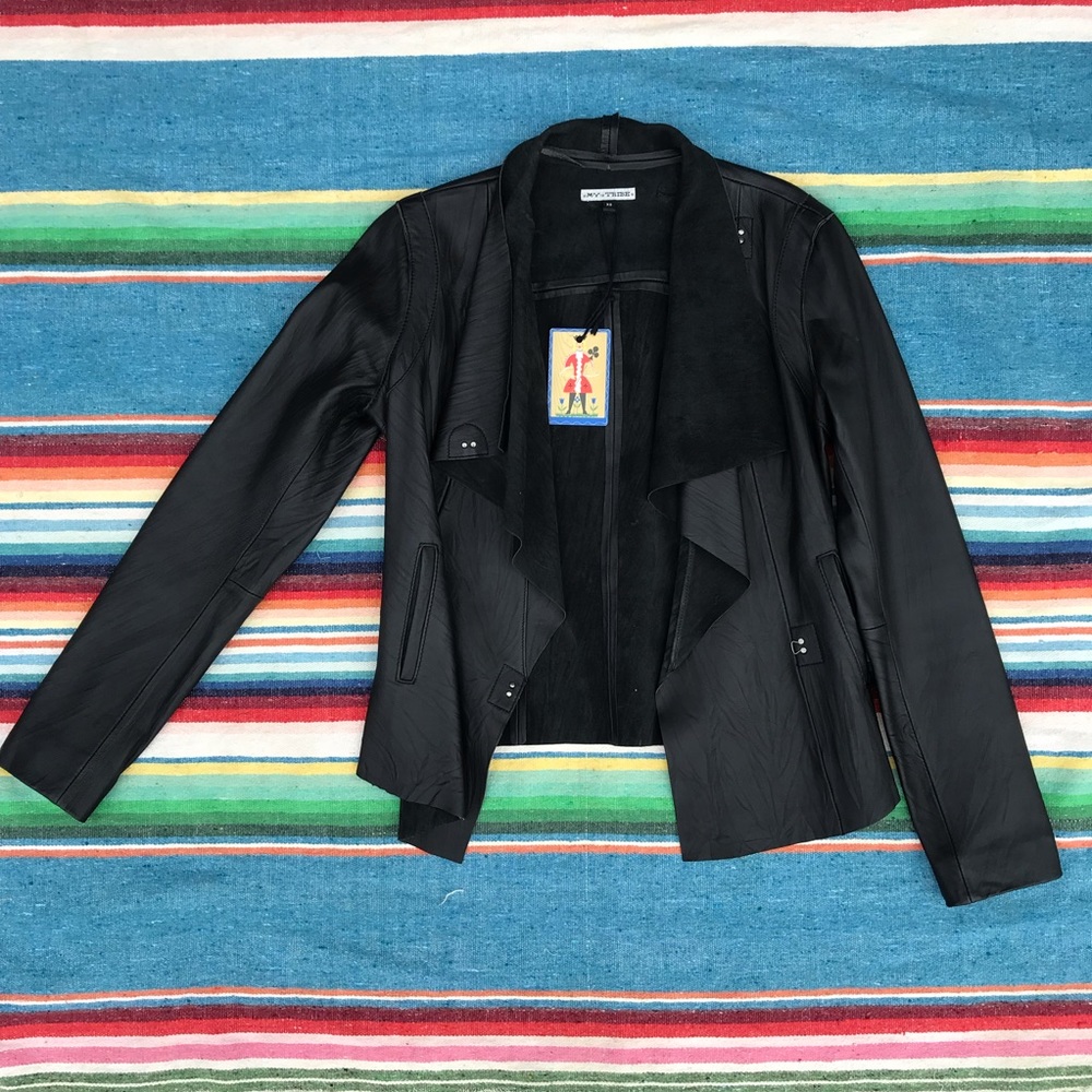 black leather jacket sz xs